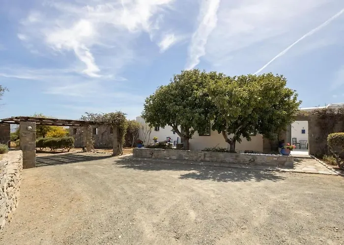 Lägenhet Isterni - 3br House With Sea View & Bbq - Blue Coral 2